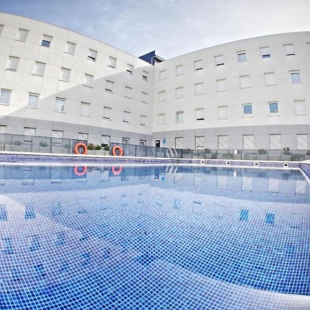 Apartamentos Vertice Sevilla Aljarafe Bormujos Kültér fotó