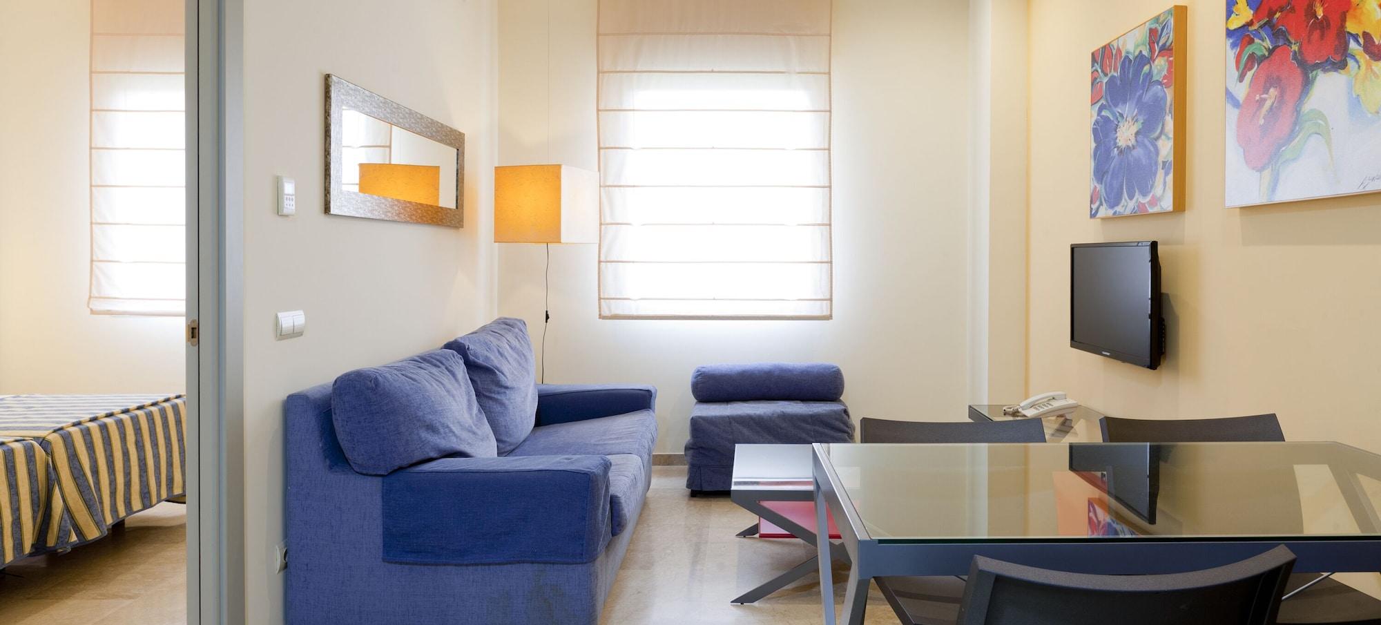 Apartamentos Vertice Sevilla Aljarafe Bormujos Kültér fotó