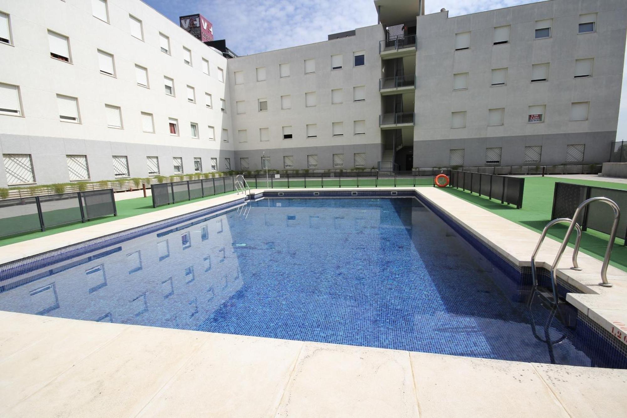 Apartamentos Vertice Sevilla Aljarafe Bormujos Kültér fotó