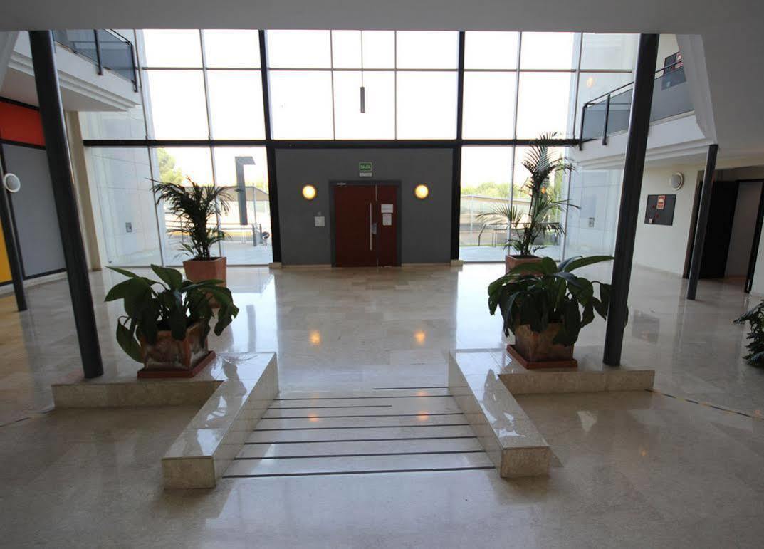 Apartamentos Vertice Sevilla Aljarafe Bormujos Kültér fotó