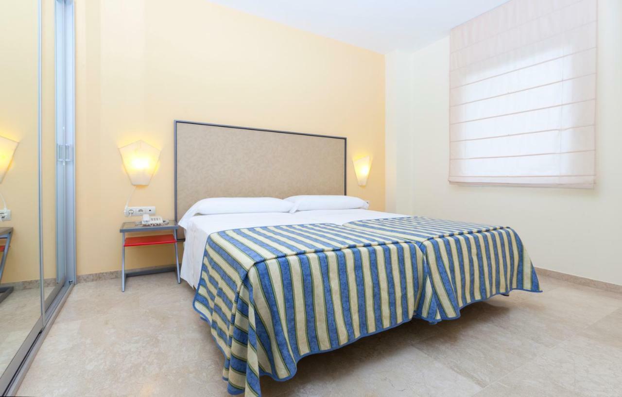 Apartamentos Vertice Sevilla Aljarafe Bormujos Kültér fotó